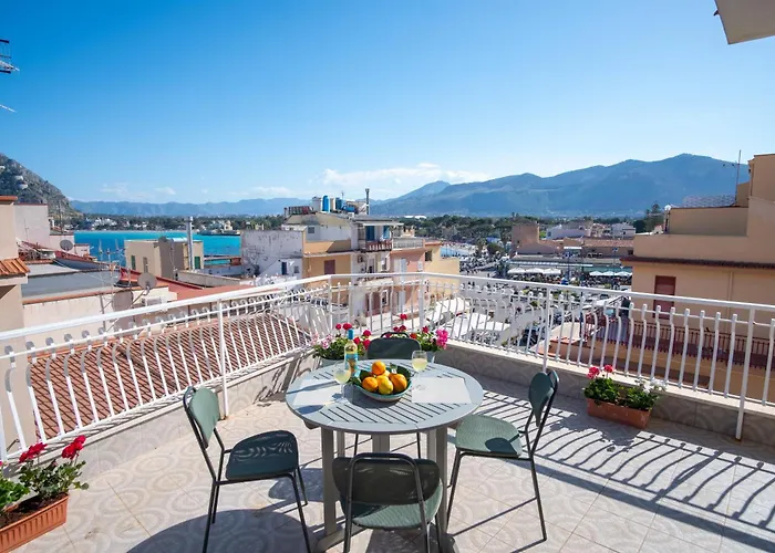 Mondello Sunsea House