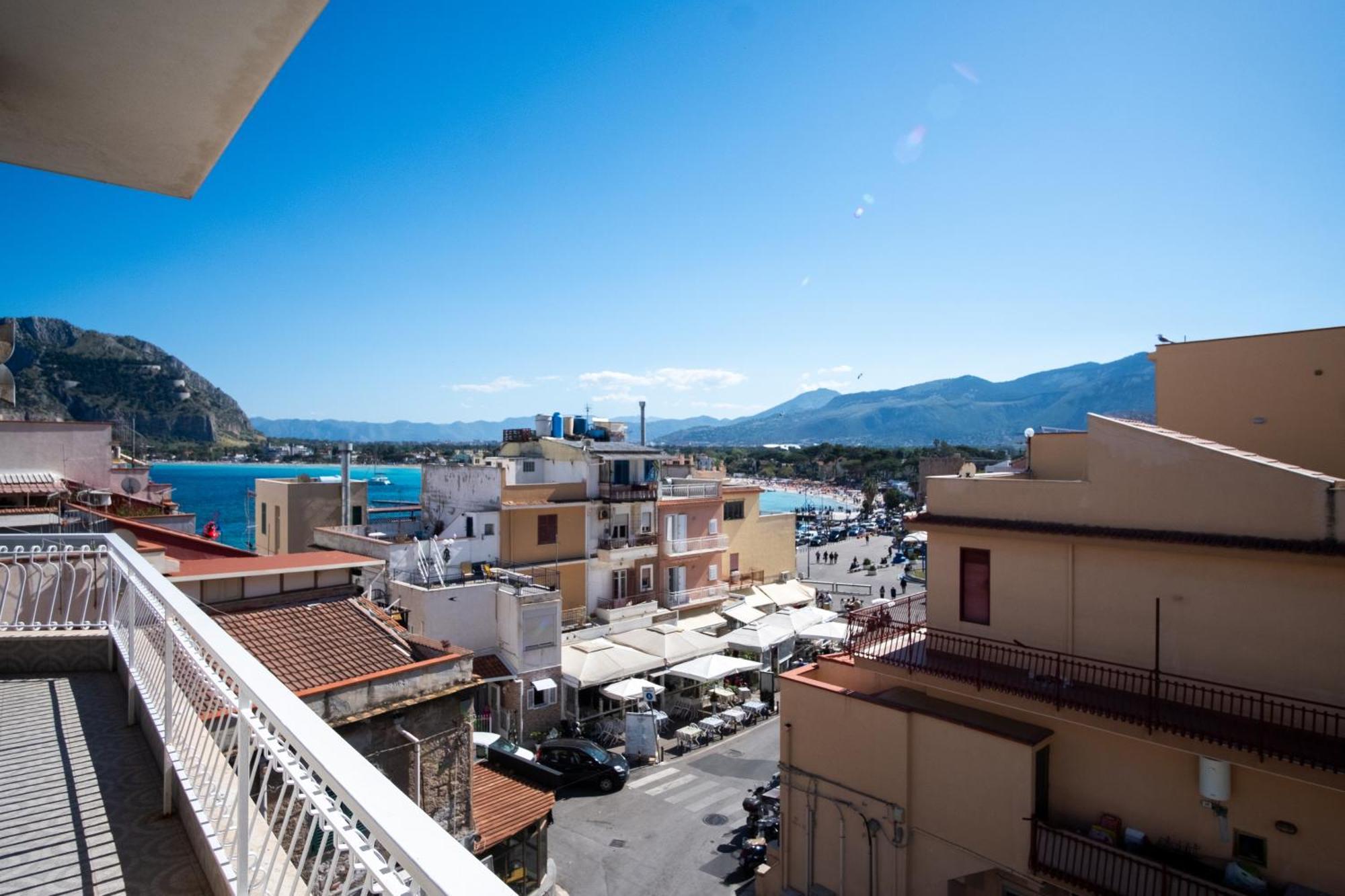 Sunsea House * Mondello