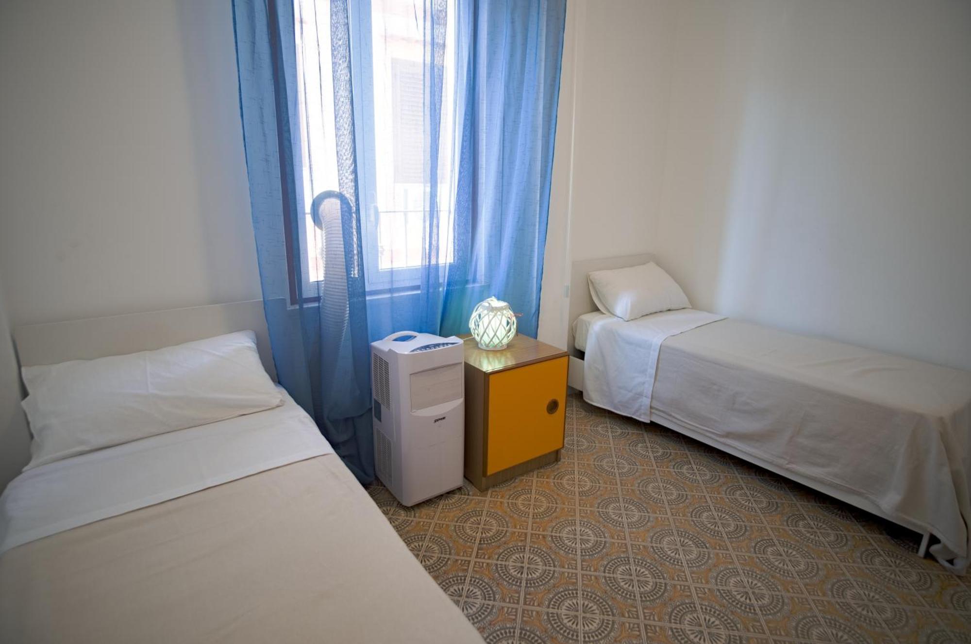 Sunsea House *