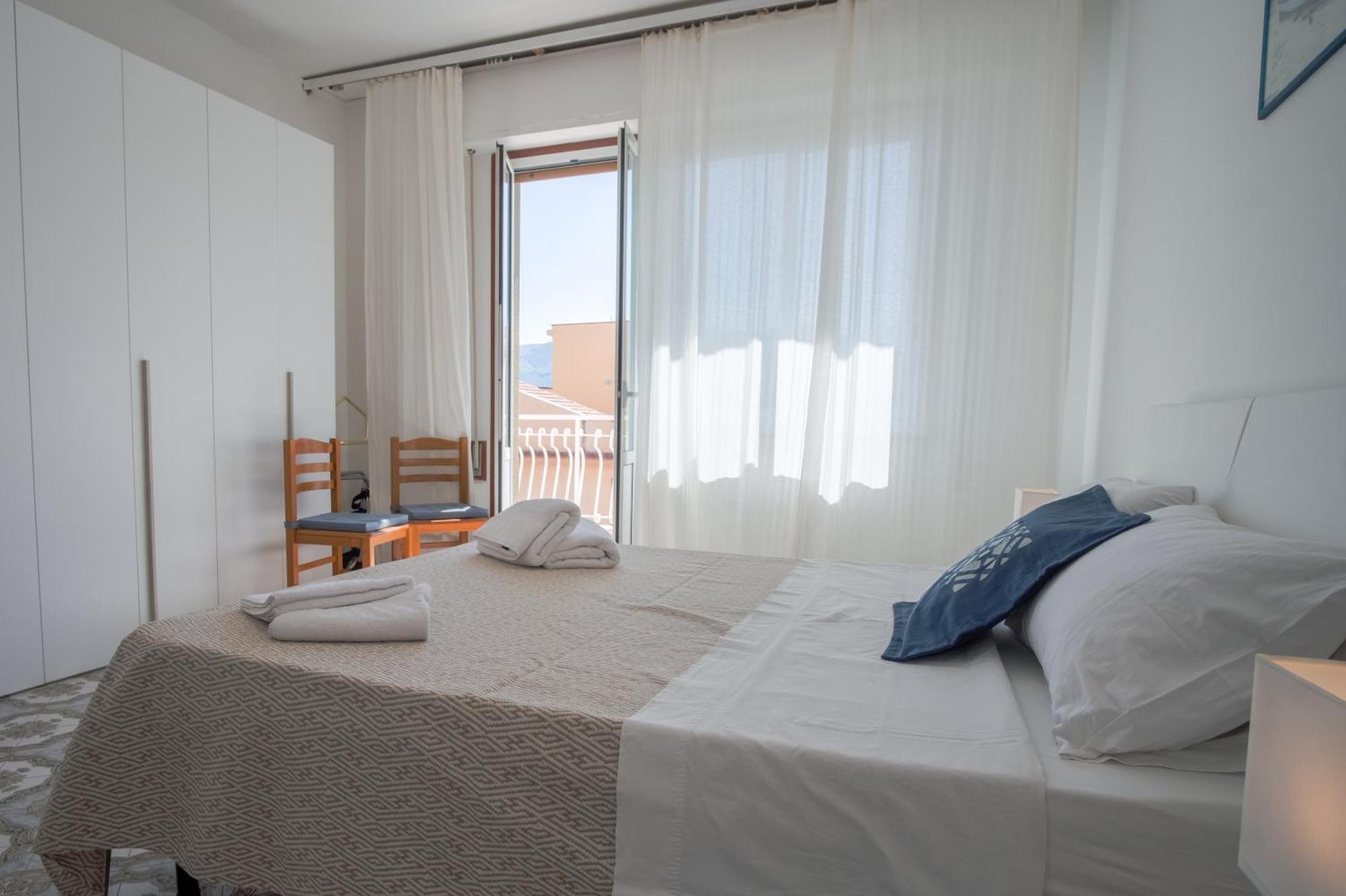 Sunsea House
